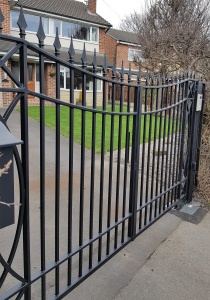 Appleby Wrought Iron Metal Estate Gate